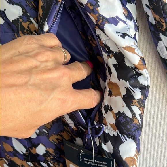 The North Face Circalot 1/4 Zip Pullover Lightweight Jacket Size Medium NWT - Picture 10 of 16